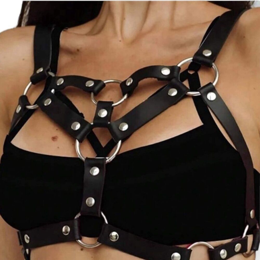 Black Harness Belt Adjustable Shoulder Chest Straps Edgy Belt NEW